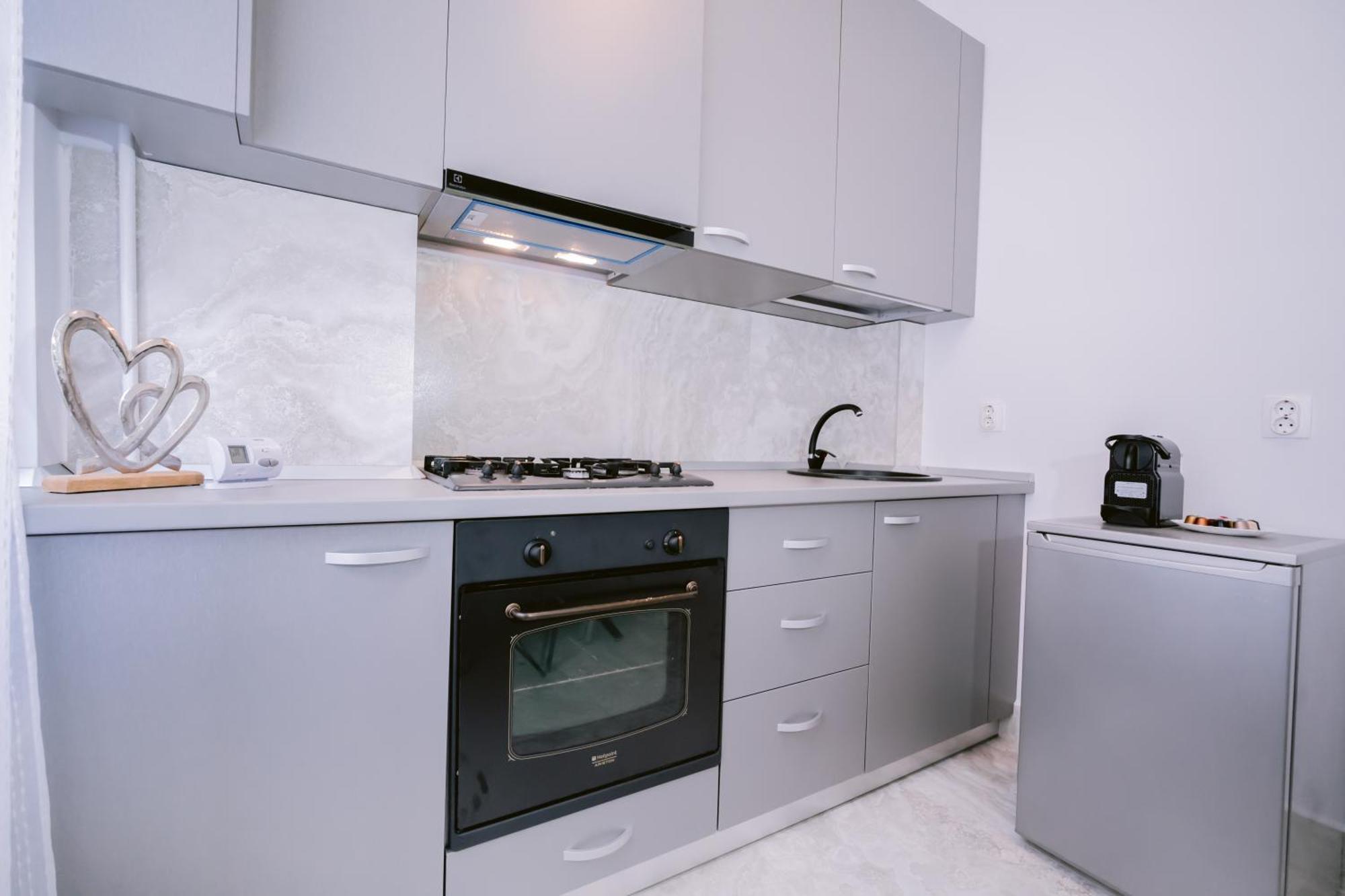 Historic Bucharest Hideway Apartment Ngoại thất bức ảnh