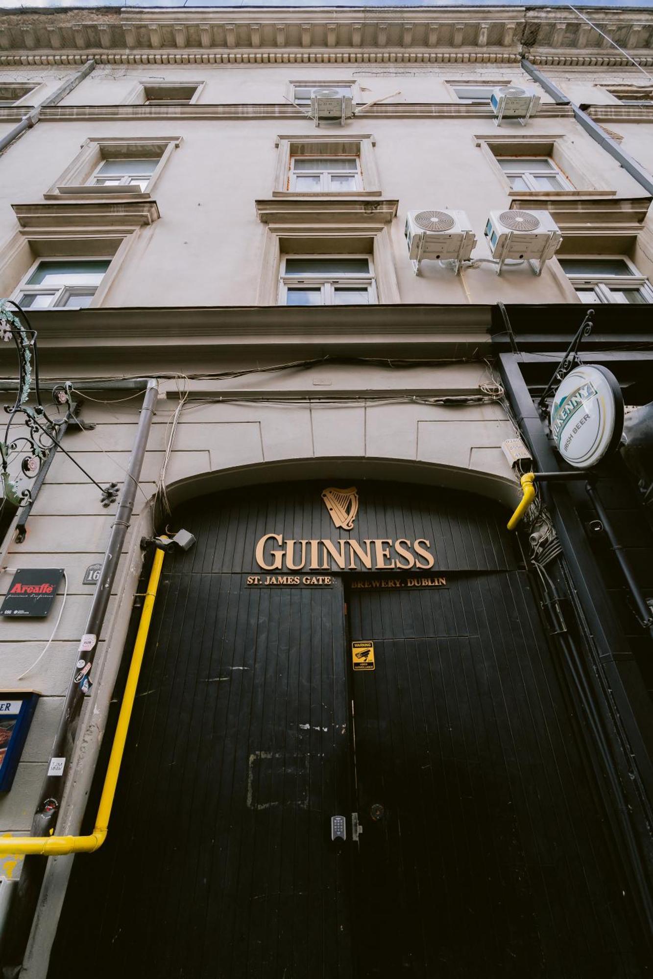 Historic Bucharest Hideway Apartment Ngoại thất bức ảnh